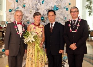 French Ambassador drops in at Dusit Thani Pattaya Neoh Kean Boon (2nd right), resident manager of Dusit Thani Pattaya welcomes His Excellency Thierry Viteau (left), French Ambassador to Thailand and his wife Catherine accompanied by French Consul Pierre Blondel (right) on their arrival to the resort recently. During his visit to Pattaya the ambassador paid a courtesy call on Mayor Itthiphol Kunplome with whom he discussed cultural promotion and exchanges between the two countries and matters relating to the wellbeing of French tourists and residents.